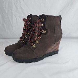Sorel Womens 10 Brown Leather Wedge Heel Lug Sole Combat Booties